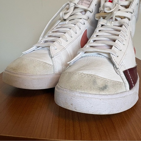 Nike Blazer Mid '77 Sneakers White Pink Burgundy Leather High Tops Women 9.5 - Picture 9 of 9